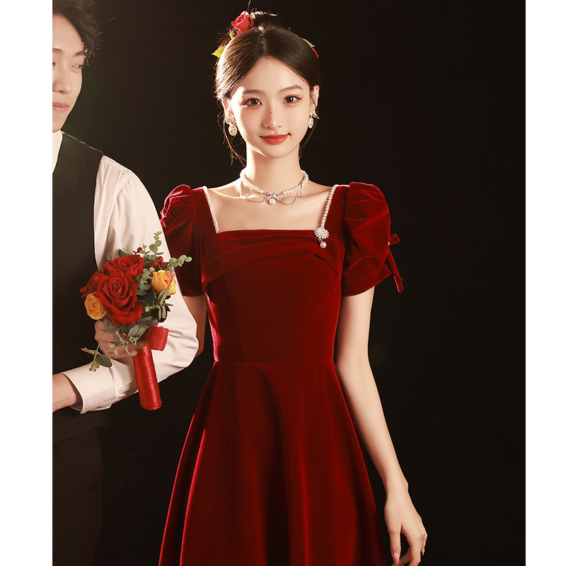 敬酒服新娘2024新款秋季酒红色订婚礼服平时可穿感法式结婚女